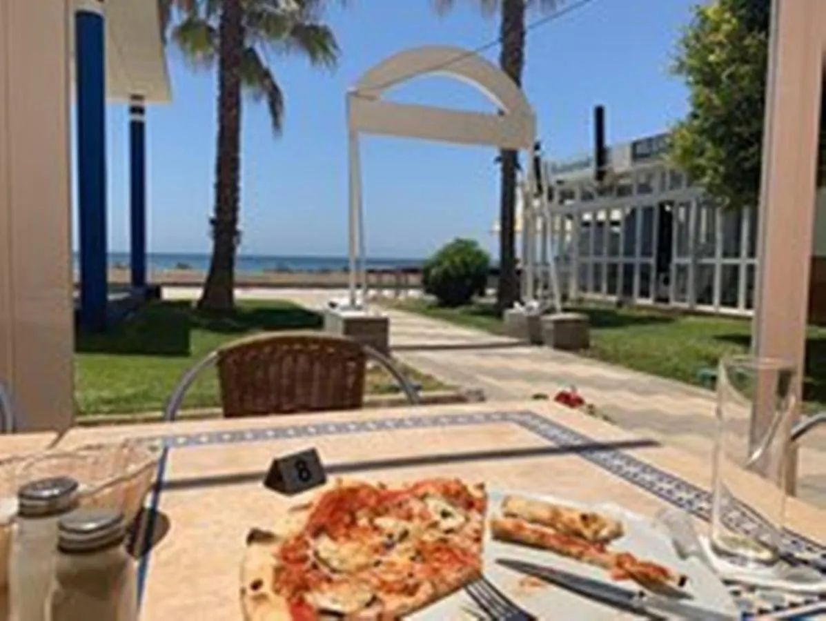 Apartment Beachfront 82 Torrox